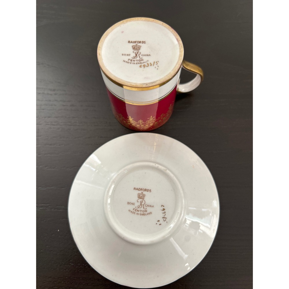 Vintage Cranberry Red and Gold Filigree Demitasse Espresso Cup and Saucer Set - Picture 9 of 11